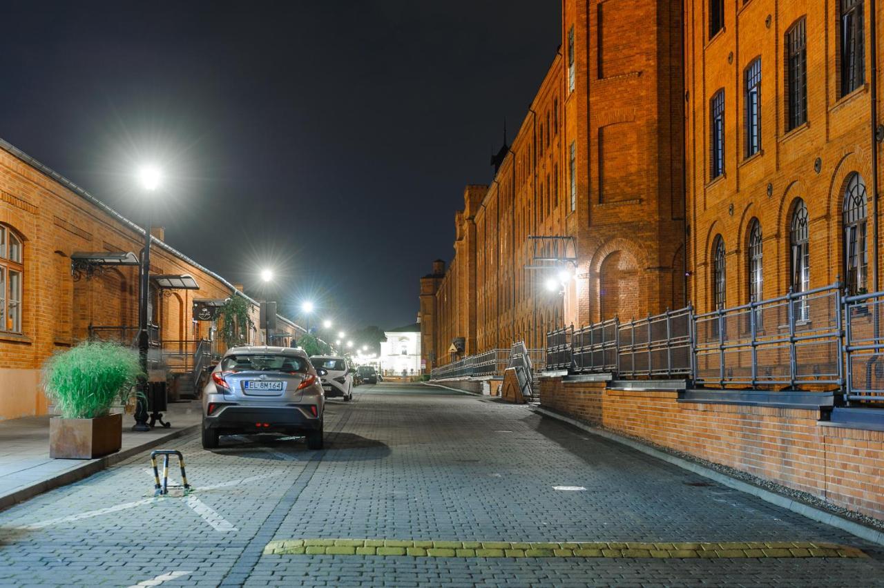 Lumina Loft Tymienieckiego With A View Of The Lake Łódź Exterior foto